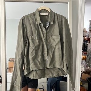 NWT abercrombie cropped olive button down size xs